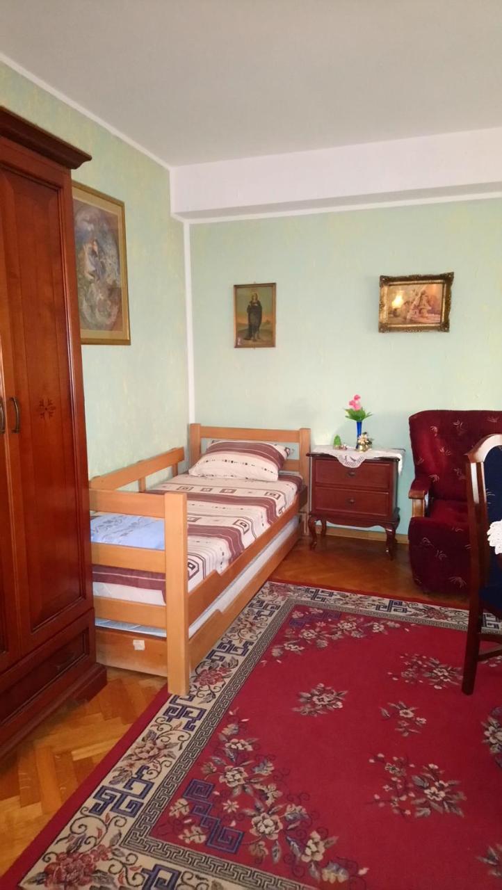 Garden Apartment เบลเกรด ภายนอก รูปภาพ
